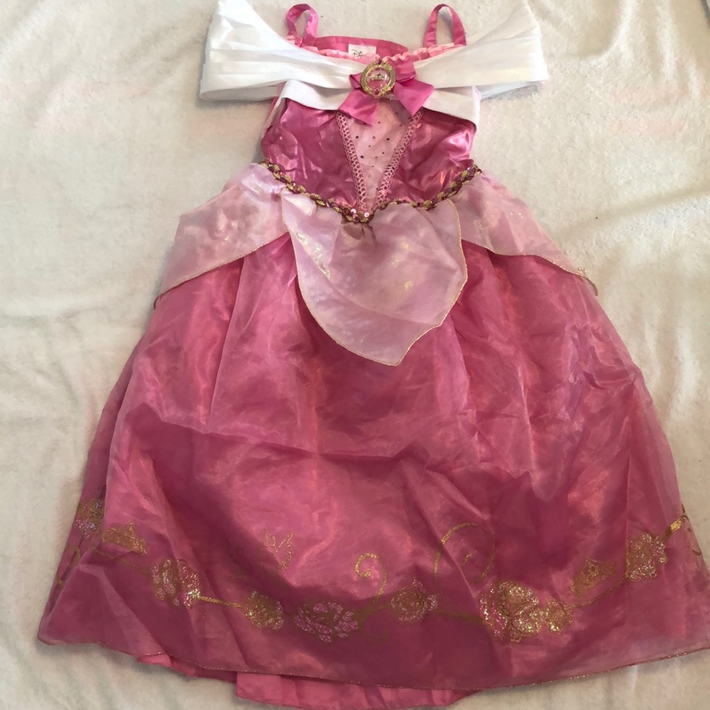 Girls sleeping Beaty costume!